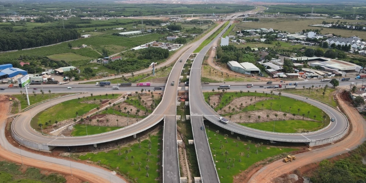 nut-giao-T1-voi-QL51-1